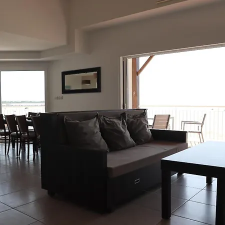 Grande Terrasse, Pour 12, Sublime Vue 아파트 라트슈수르메르